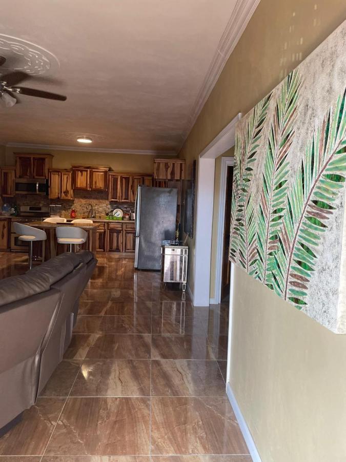 Paradise Cove Spanish Town Exterior photo